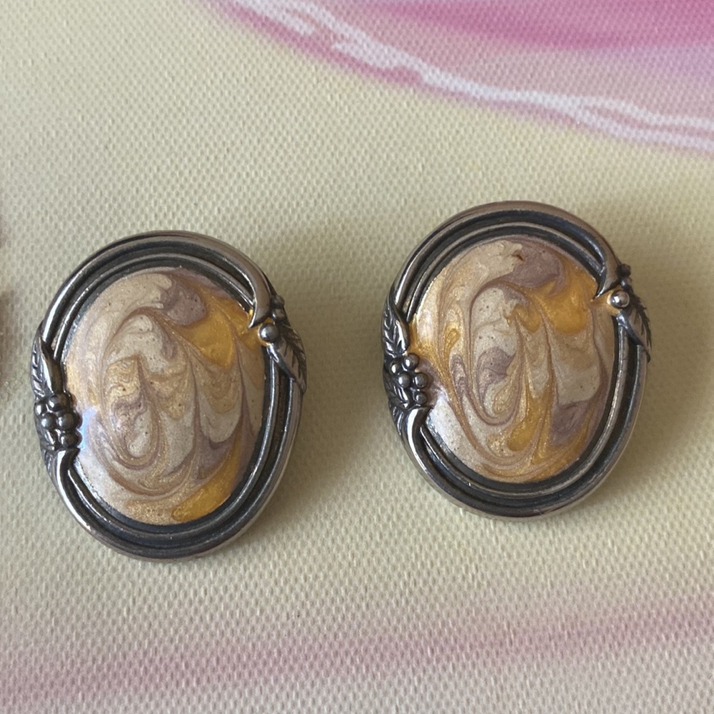 Vintage signed Edgar Berebi Enamel Clip-on Earrings Silver Tone